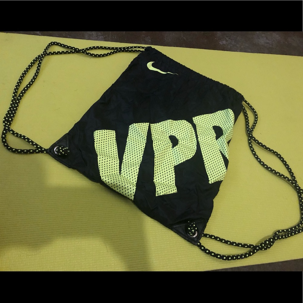 NIKE Vapor— Drawstring Backpack